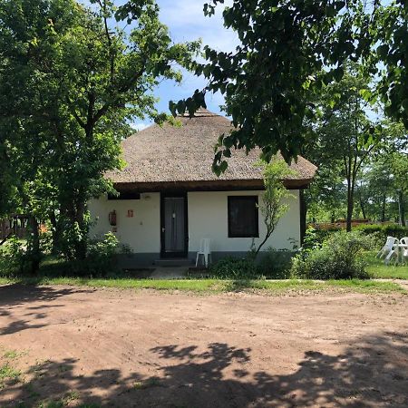 Patkos Motel Tiszafüred Eksteriør billede