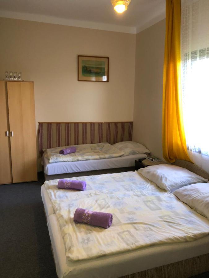 Patkos Motel Tiszafüred Eksteriør billede